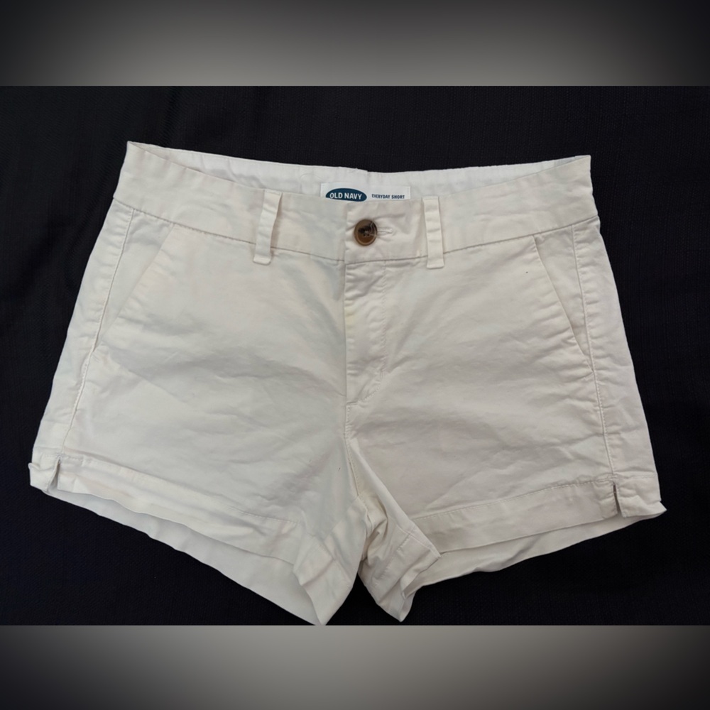 Old Navy White Everyday Shorts
